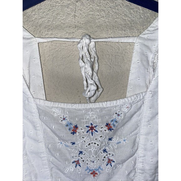 Old Navy White Babydoll Embroidered Swiss Flutter Sleeve Tie Back Blouse S Boho - Picture 4 of 11